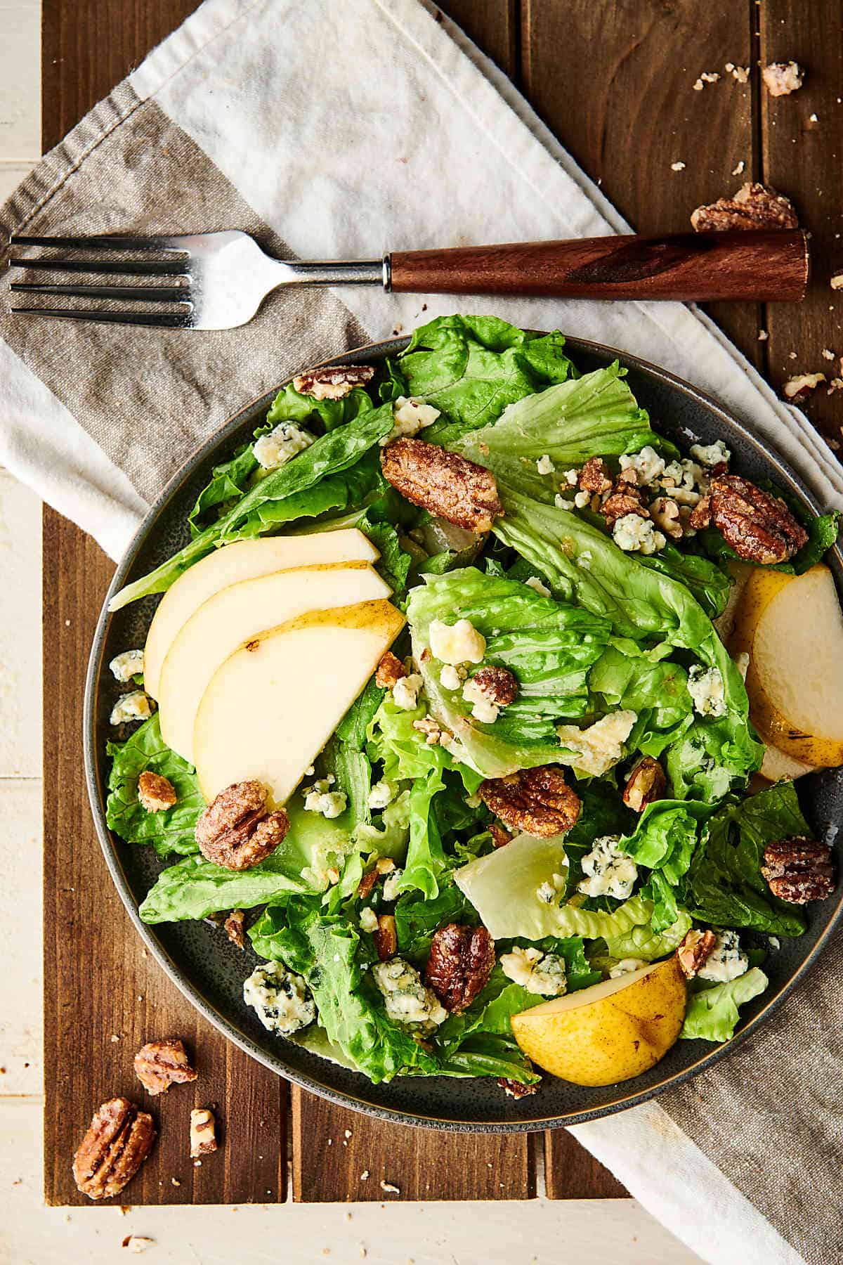 Pear and Blue Cheese Salad with Candied Pecans - Show Me the Yummy