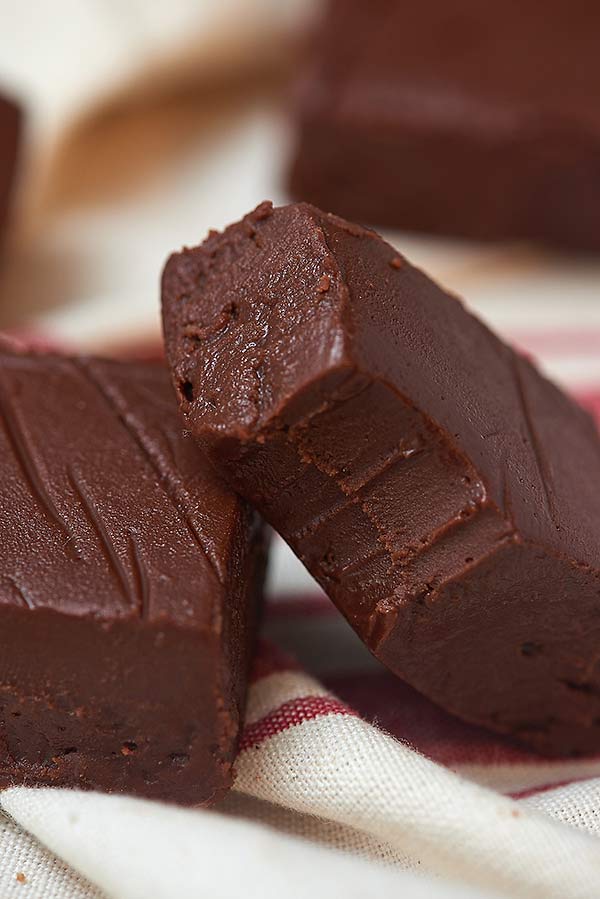 Easy Chocolate Fudge Recipe - Microwave Friendly