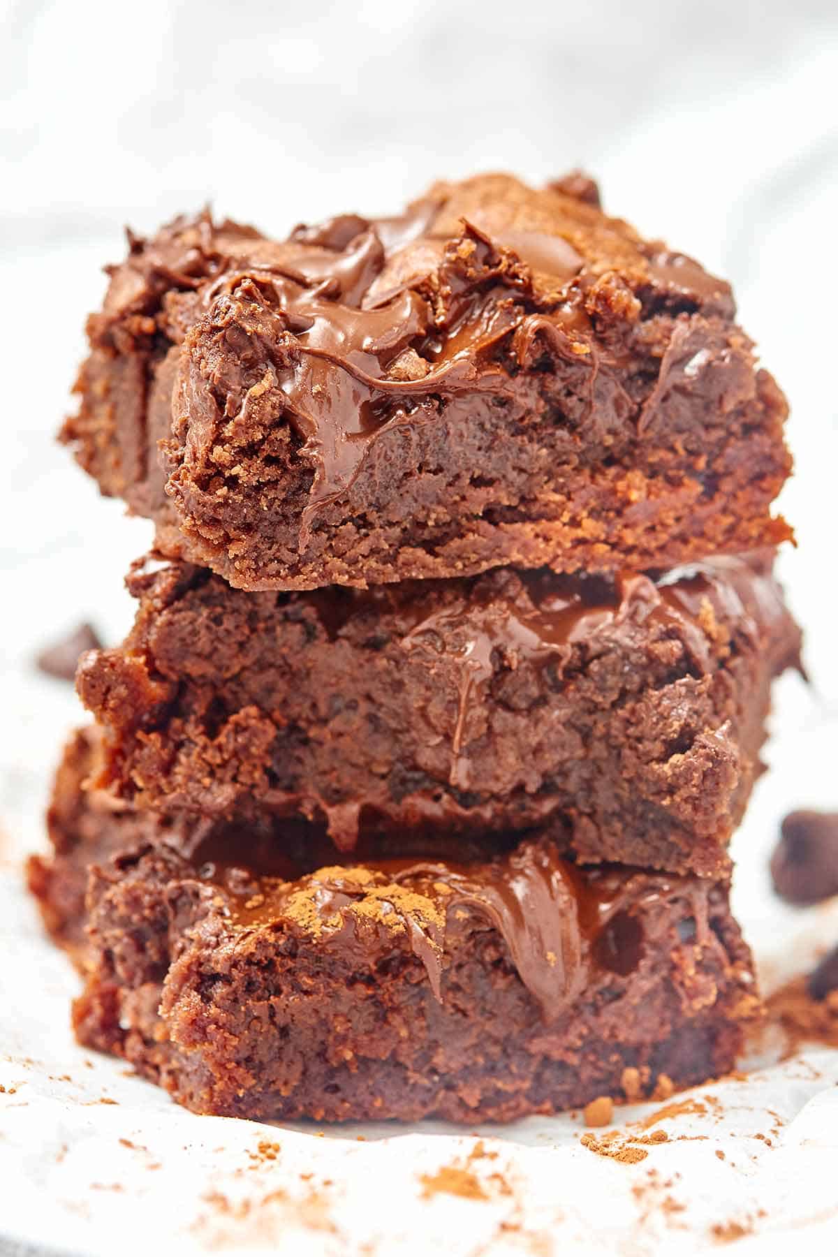 The perfect fudge-y, chocolatey, gooey, thick brownies you'll ever taste. Plus, you only need one bowl to make them! showmetheyummy.com #brownies #chocolate #onebowl