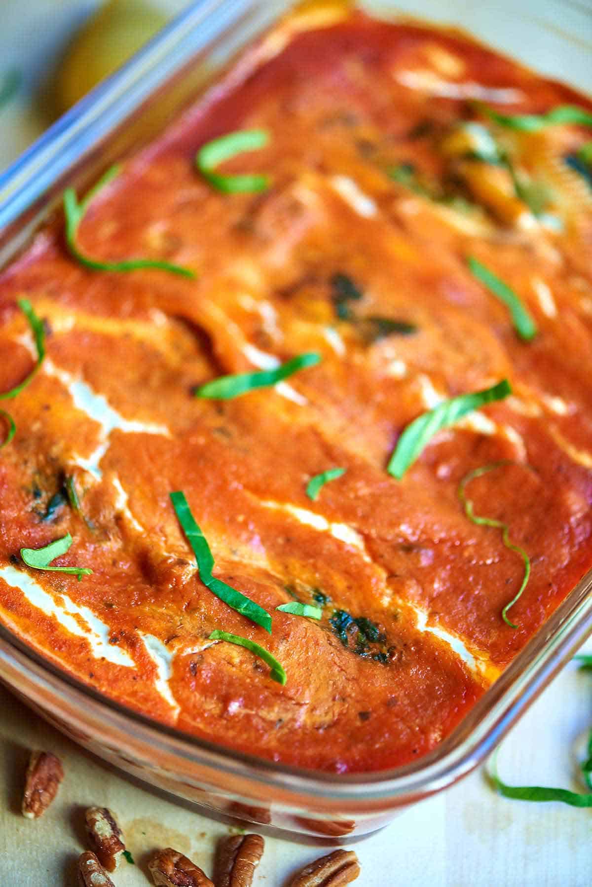 Cheesy Spinach Stuffed Shells - Easy Vegetarian Dinner