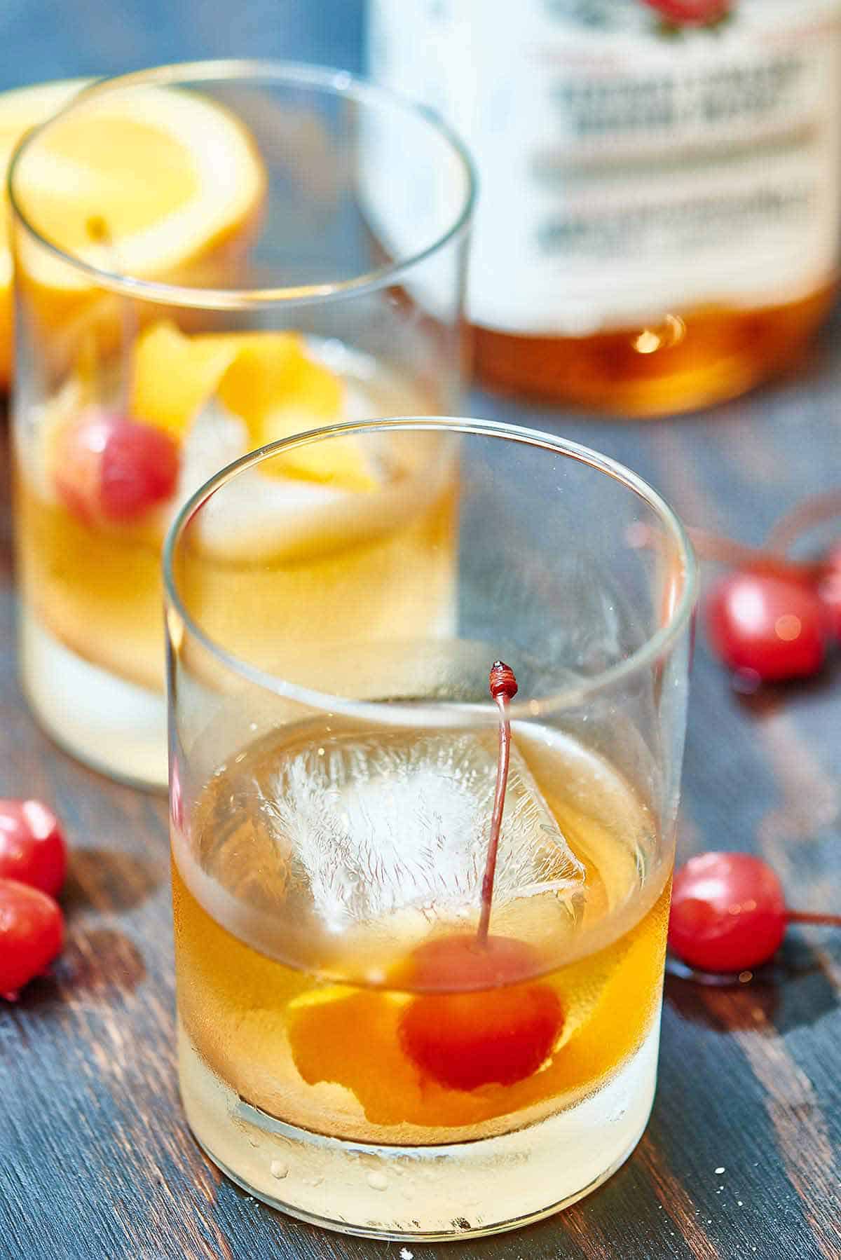 Old Fashioned Cocktail Recipe - Classic Whiskey Cocktail
