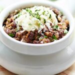 This Easy Black Beans Recipe is gluten free, so tasty, has a short ingredient list, and can easily be made vegetarian or vegan! showmetheyummy.com #glutenfree #blackbeans
