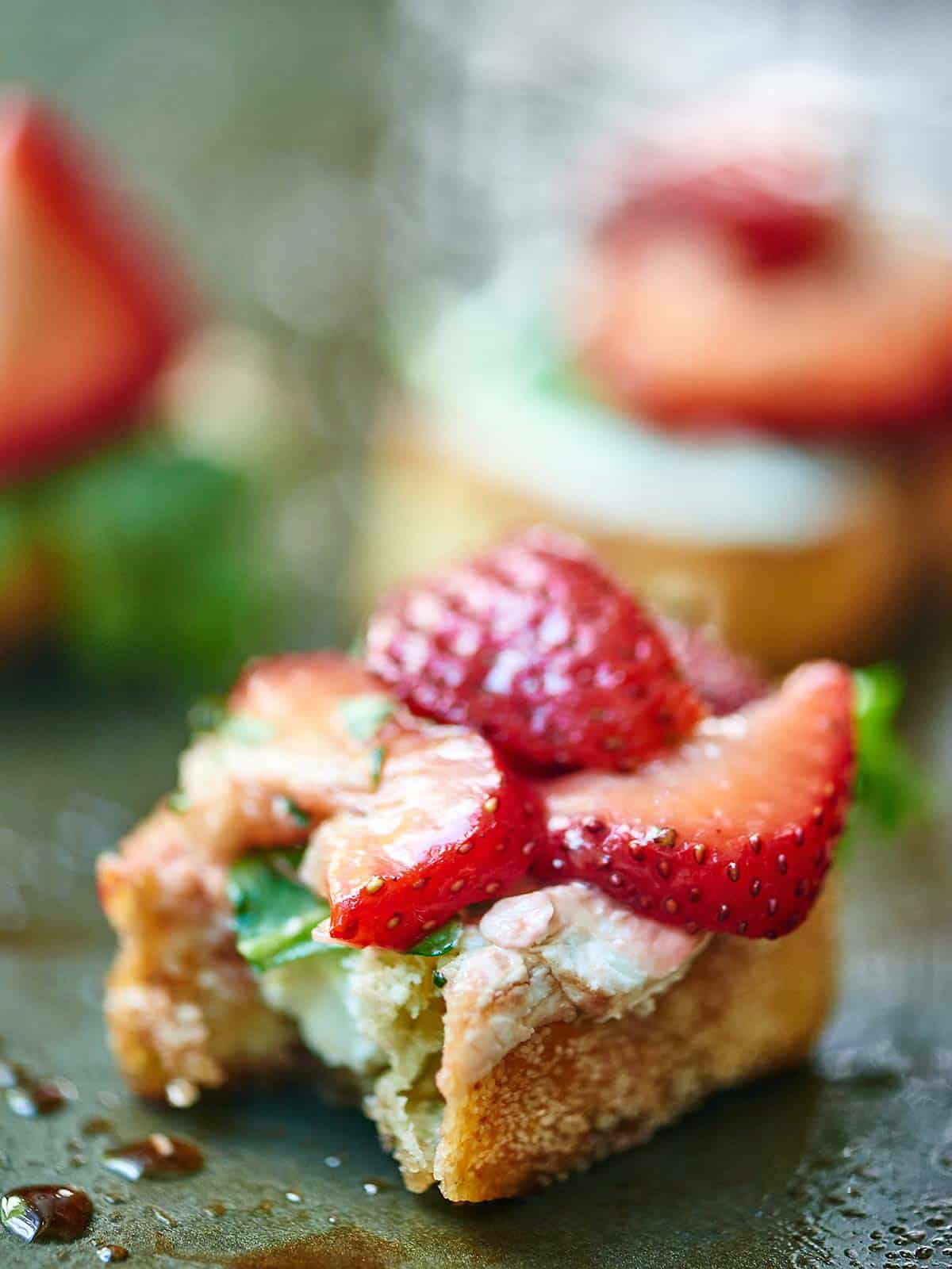 Strawberry Goat Cheese Bruschetta - Vegetarian Appetizer