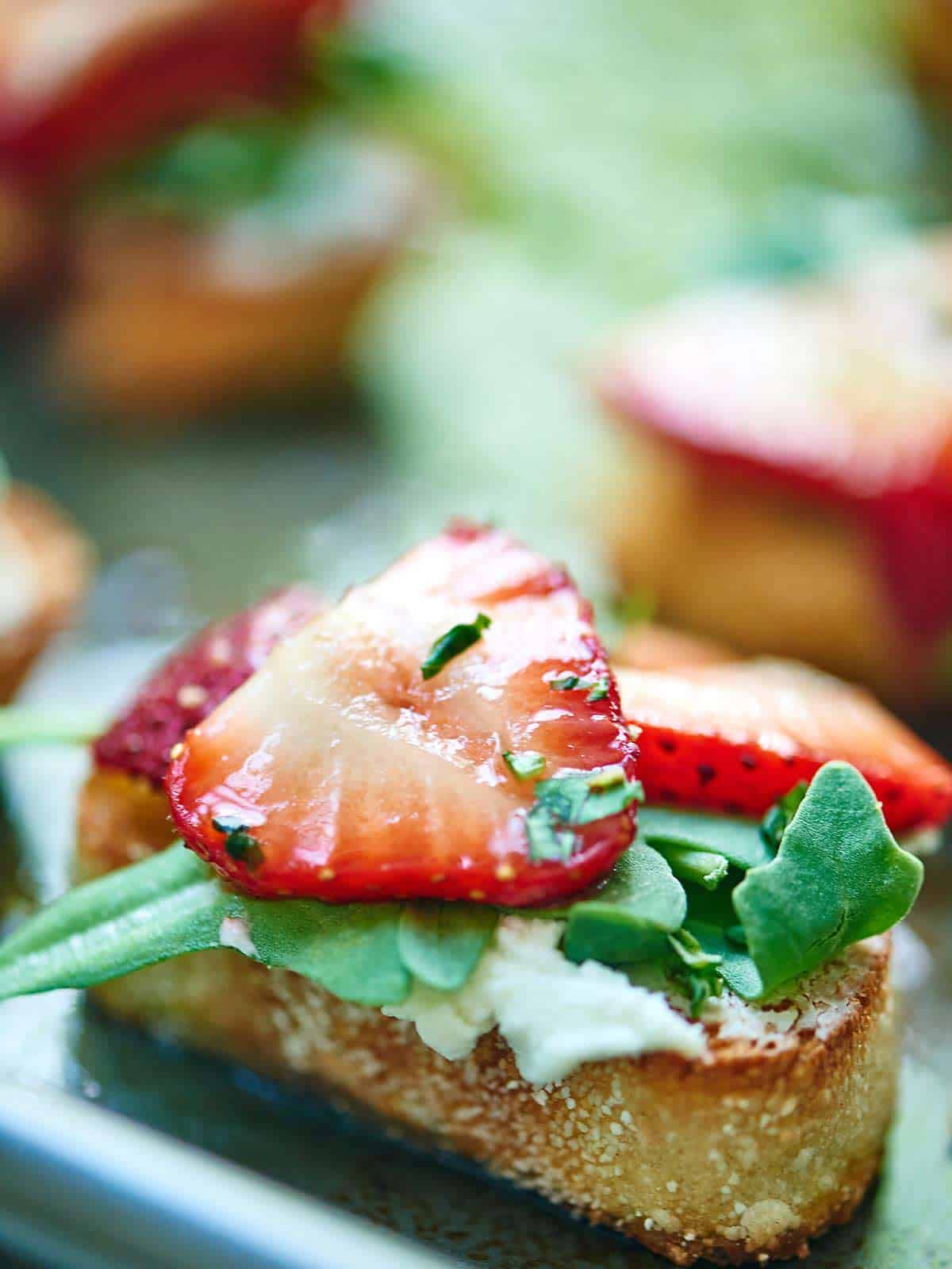 Strawberry Goat Cheese Bruschetta - Vegetarian Appetizer