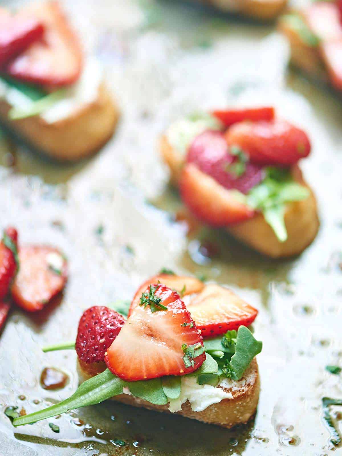 Strawberry Goat Cheese Bruschetta - Vegetarian Appetizer