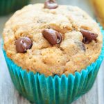 These Vegan Banana Chocolate Chip Muffins are healthy & use natural ingredients like agave, bananas, whole wheat pastry flour, coconut oil & almond milk! showmetheyummy.com #vegan #muffins @onebananas