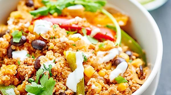 This Healthy Mexican Casserole is full of good for you ingredients like ground turkey, quinoa, black beans & bell peppers! Healthy Mexican food? Yes please! showmetheyummy.com #mexican #healthy