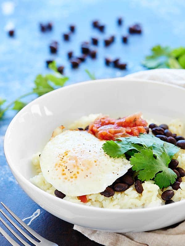 Steamed White Rice With Fried Egg