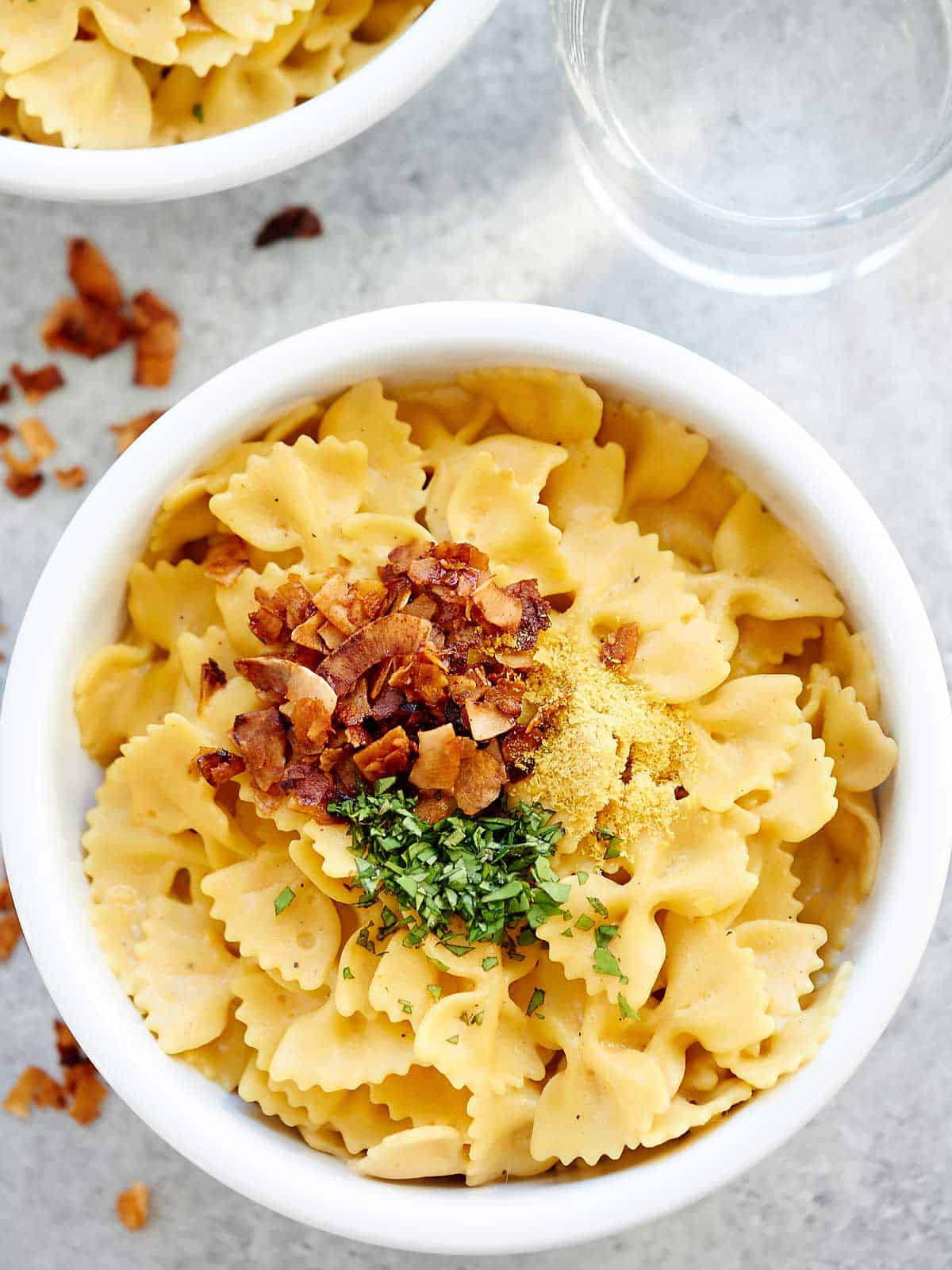 Vegan Mac and Cheese Recipe - One Pot Wonder