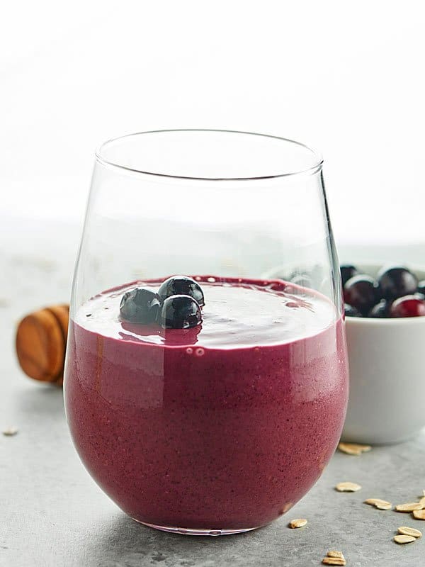 cup of blueberry muffin smoothie