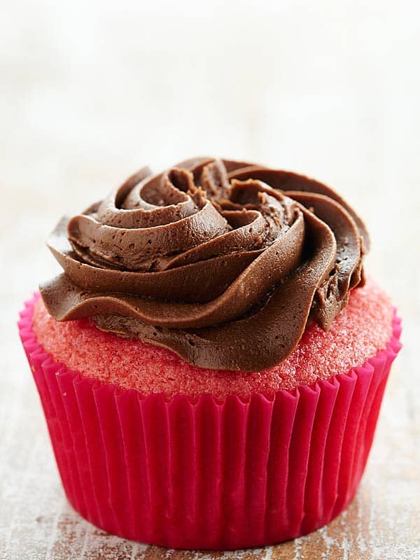 chocolate strawberry cupcake
