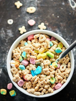 Lucky Charms Marshmallow Treats Recipe - 4 Ingredients!