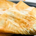 These Mushroom Puffs are SO simple and elegant. The mushroom filling is so creamy, spicy & the phyllo pastry is warm, flakey, & melt in your mouth buttery. showmetheyummy.com #ad #BoursinParty #Walmart @Walmart @Boursin