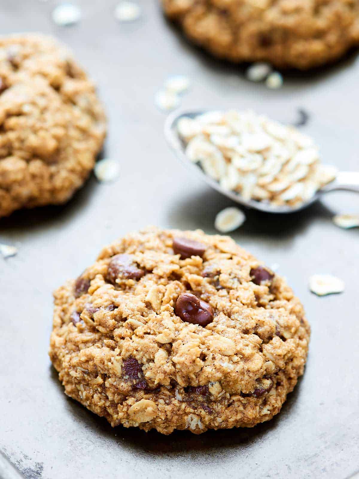 Oatmeal Chocolate Chip Cookies Recipe - Chewy & Easy!