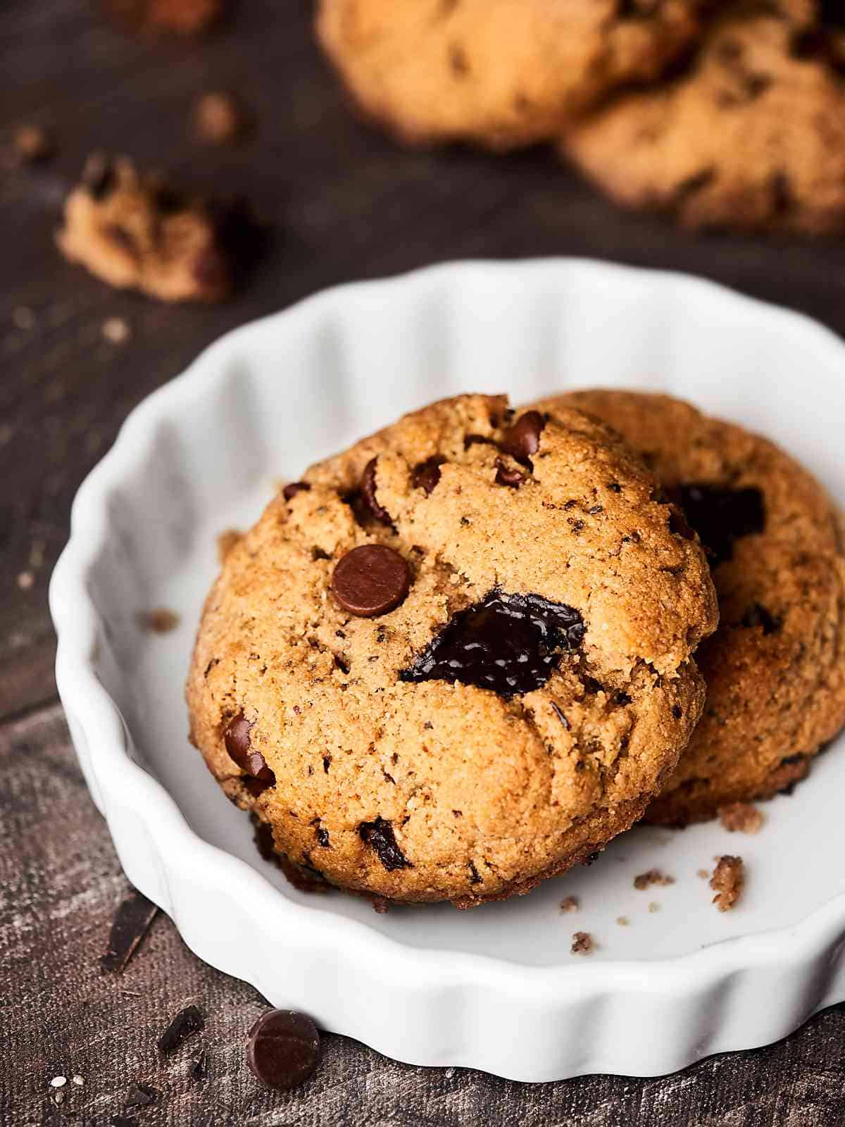 Healthy Chocolate Chip Cookies - w/ Almond Flour - Vegan & Gluten Free