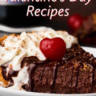 Easy Valentine's Day Recipes! Everything from appetizers --> dinners --> desserts --> champagne cocktails! ♡ showmetheyummy.com
