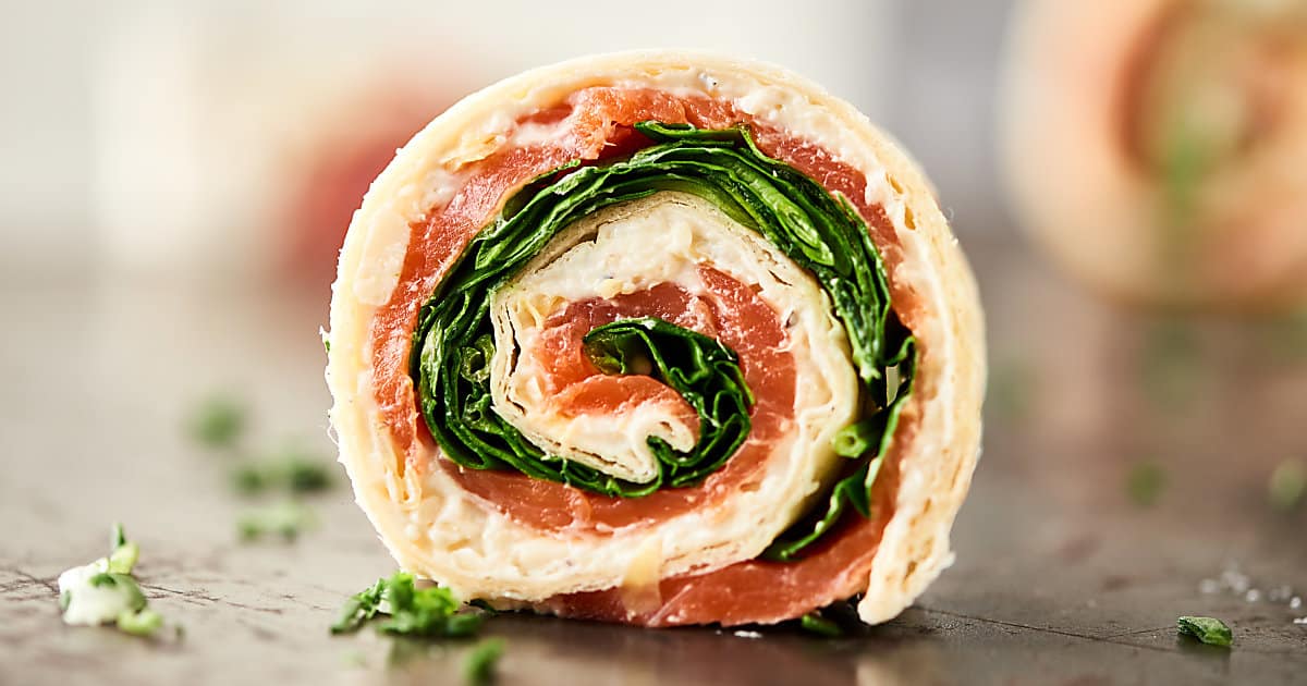 Smoked Salmon Pinwheels Recipe - 10 Minute No Cook Holiday Appetizer