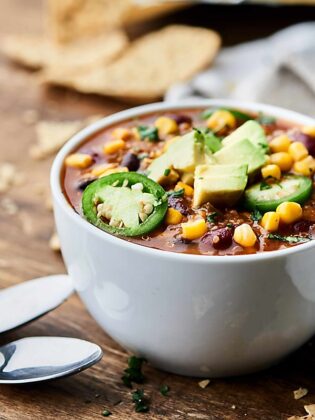 Instant Pot Vegetarian Chili Recipe - Ready in 30 Mins, Vegan, Gluten Free