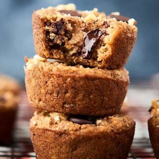 These White Bean Blondies are healthy, vegan, gluten free, and oh yeah, actually delicious! Full of white beans, oats, maple syrup, coconut oil, cinnamon, and a few chocolate chips! SO easy! And I promise you can't taste the beans. showmetheyummy.com #vegan #dessert