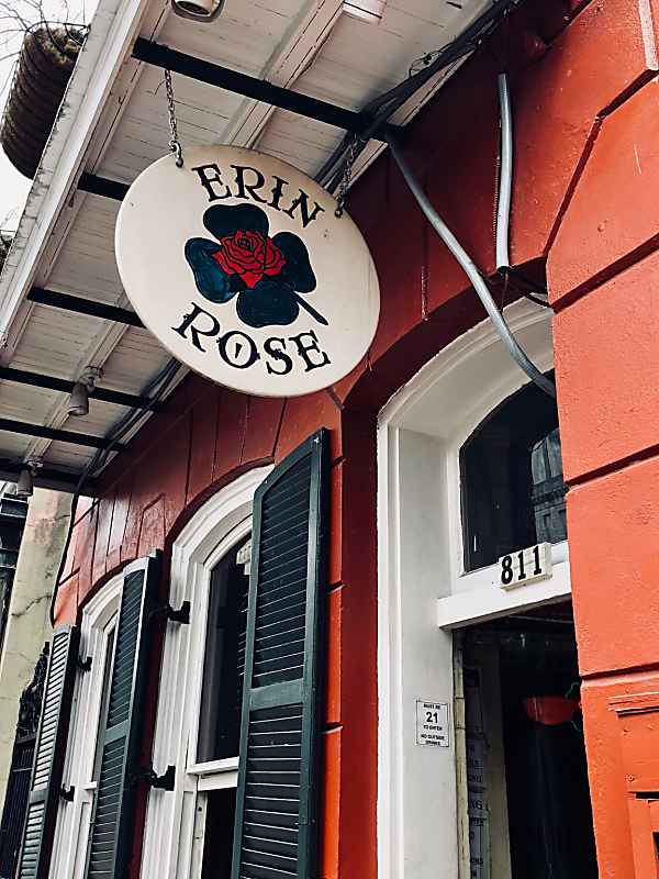 Best Restaurants in New Orleans! A list of all our favorite eats while we were vacationing in NOLA. showmetheyummy.com #travel #neworleans