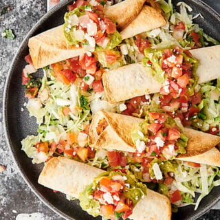 This Crockpot Salsa Chicken has only 5 ingredients: chicken breasts, salsa, Tabasco Chipotle, taco seasoning, and water! Quick. Easy. Healthy. Delicious! Less than 200 calories per serving. showmetheyummy.com #crockpot #salsa #chicken #healthy