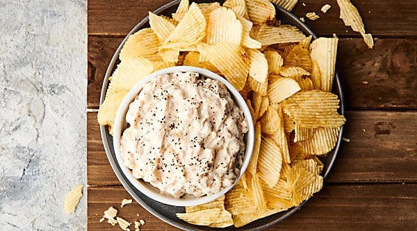 french onion dip horizontal