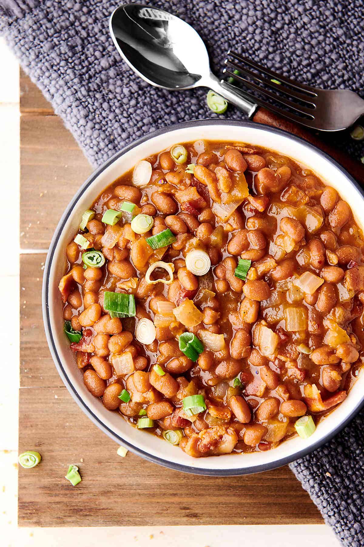BBQ Baked Beans Show Me The Yummy 3@2x 