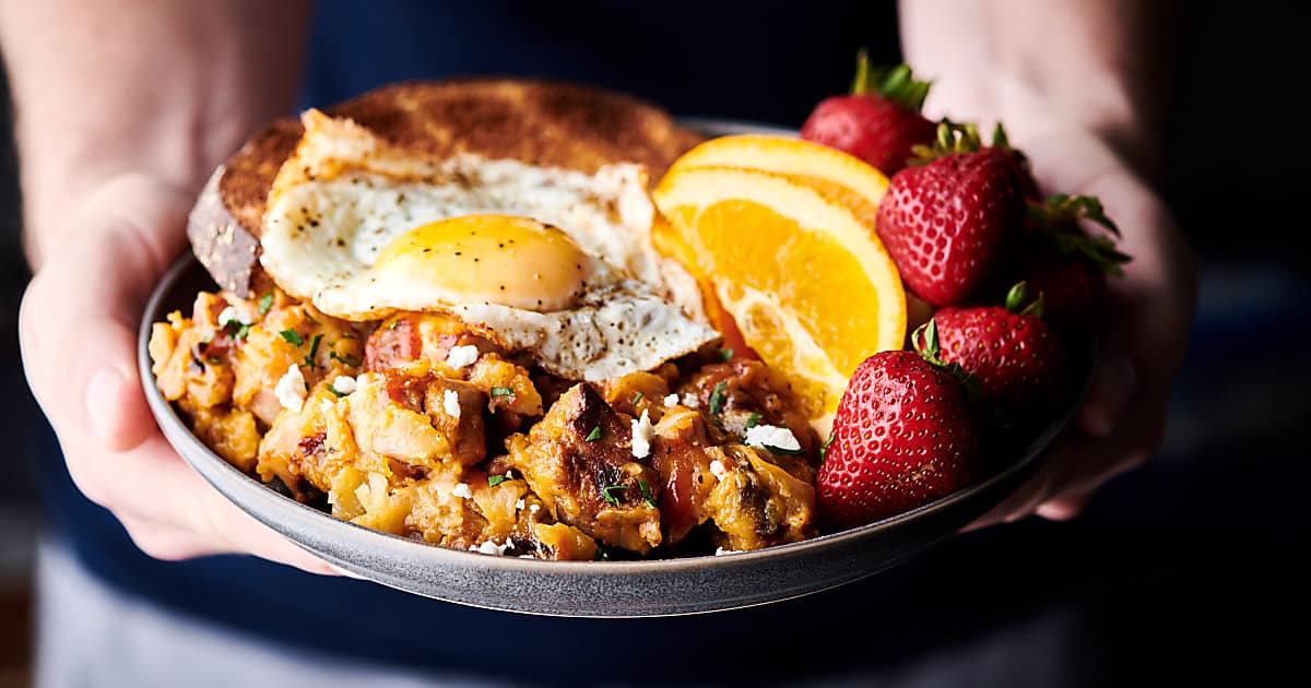 Smoky Bacon Cheddar Breakfast Hash