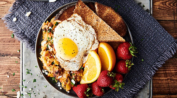 Cheesy Pork and Potato Breakfast Skillet horizontal