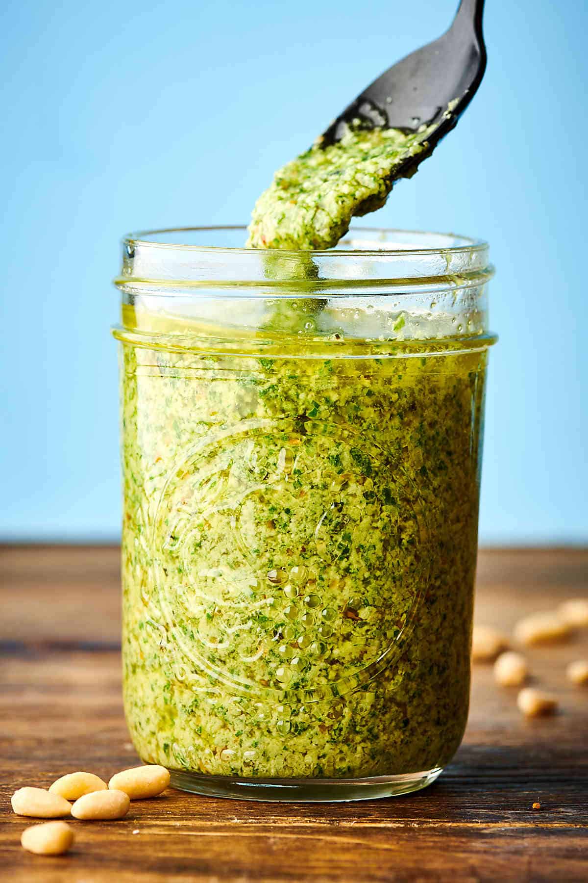 how-to-make-easy-homemade-basil-pesto-healthy-summer-recipe