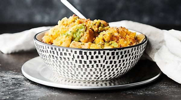 one pot chicken broccoli mac and cheese horizontal