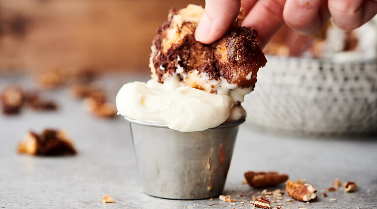 crock pot cinnamon roll casserole horizontal