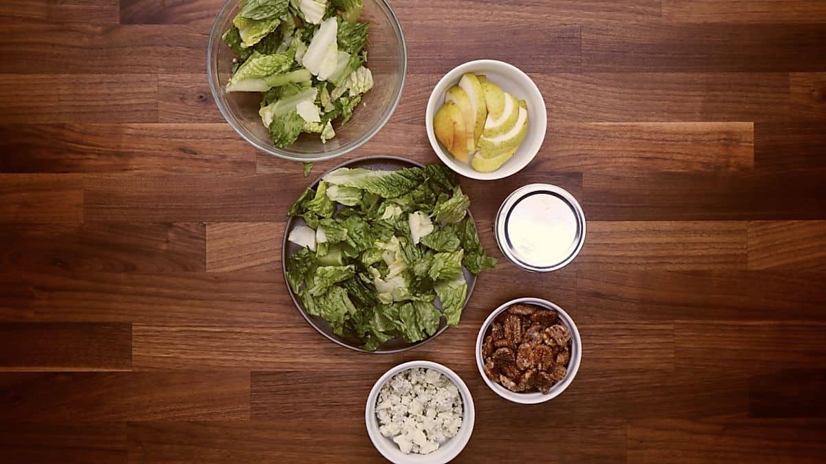 Pear and Blue Cheese Salad with Candied Pecans Show Me the Yummy