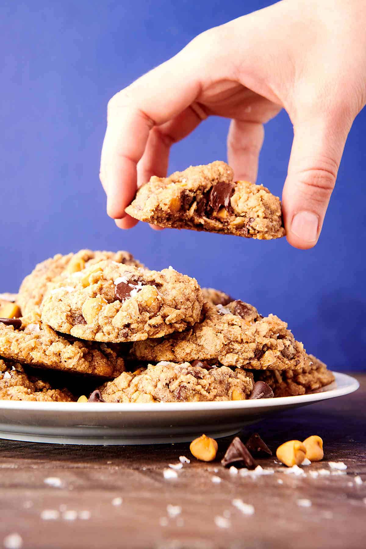 Almond Flour Oatmeal Cookies Buttery, Chewy, and GlutenFree!