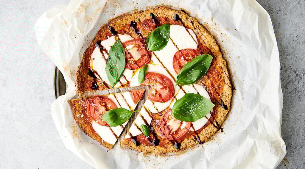 Cauliflower Pizza Crust GlutenFree, LowCarb, and LowCalorie!