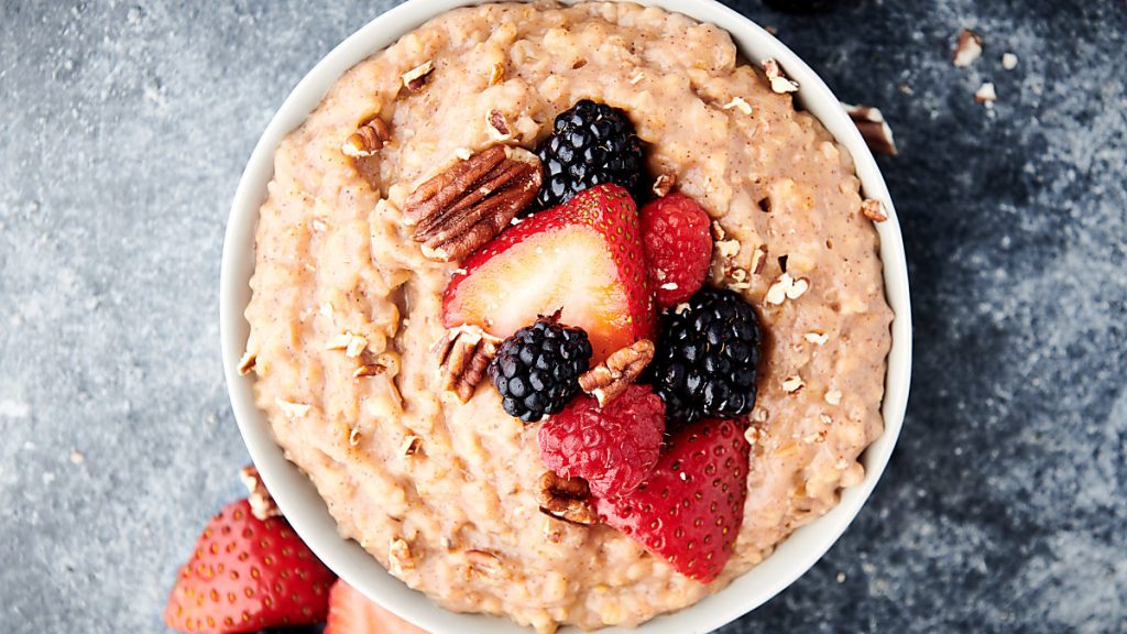 Crockpot Steel Cut Oats - Healthy Breakfast - 15-Minute Prep!