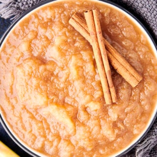 instant pot applesauce in a bowl
