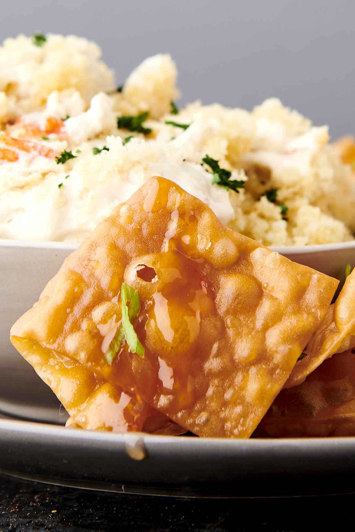 Crab Rangoon Dip Hot Crab Dip w/ Wonton Chips Cowfish Copycat