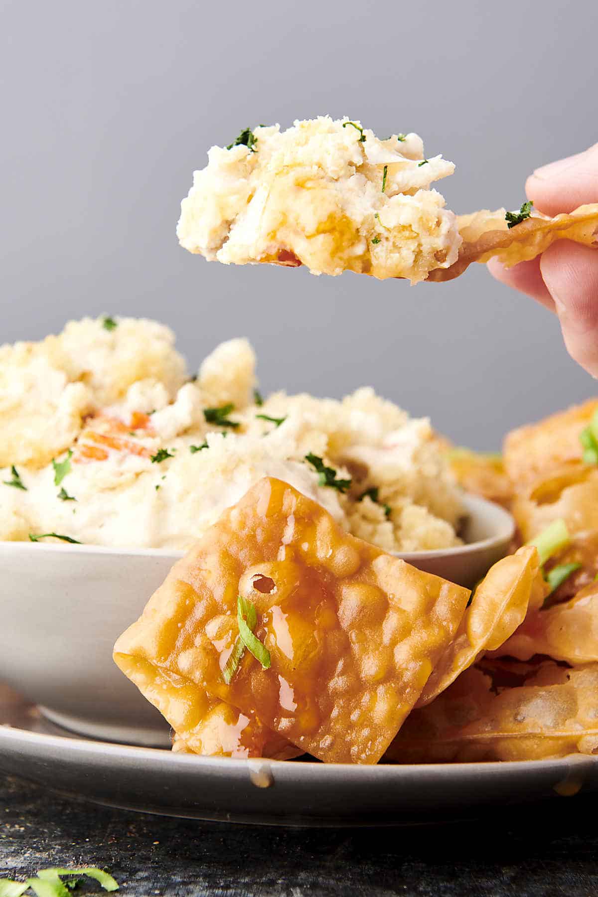 Crab Rangoon Dip Hot Crab Dip w/ Wonton Chips Cowfish Copycat
