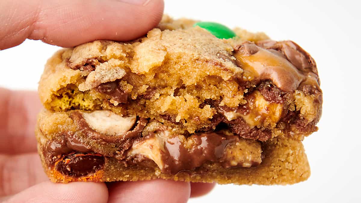 showing the inside of candy cookies