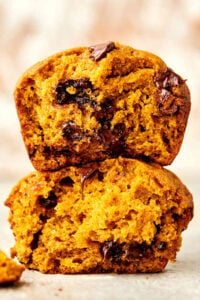 fluffy pumpkin chocolate chip muffins