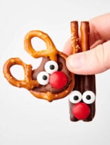 reindeer pretzels two ways