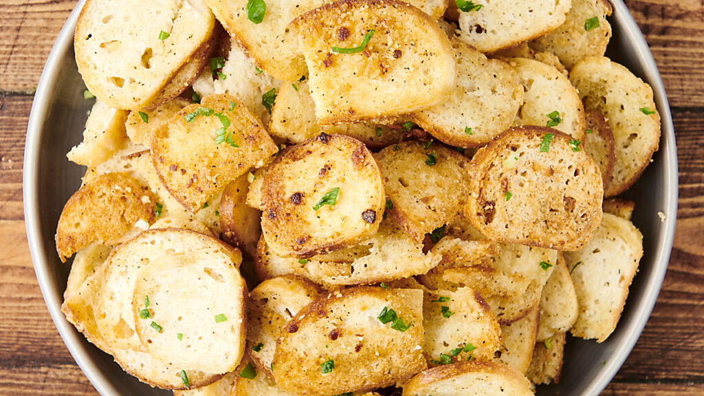 Crunchy Homemade Bagel Chips So Many Flavor Options!