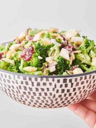 Broccoli salad without mayo