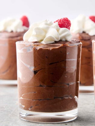 easy chocolate mousse made without eggs in a glass