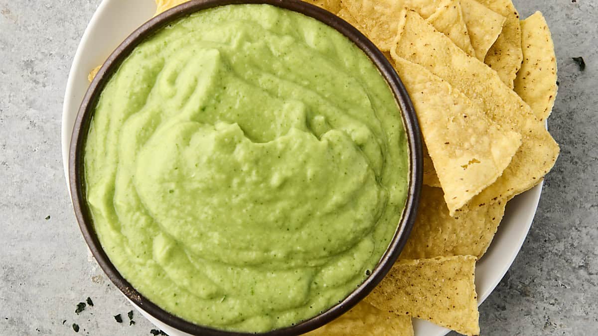 avocado sauce in a bowl
