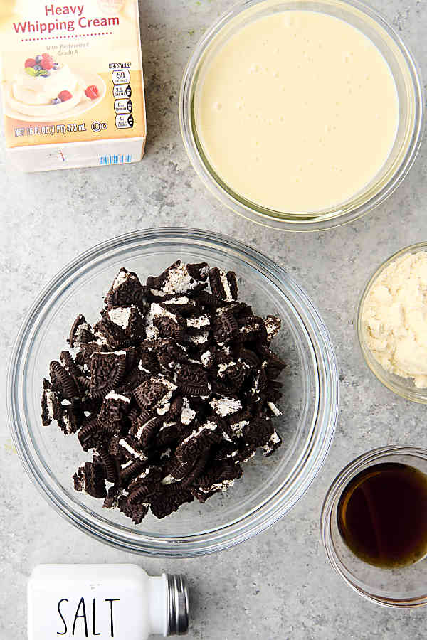 ingredients to make no cook cookies and cream ice cream