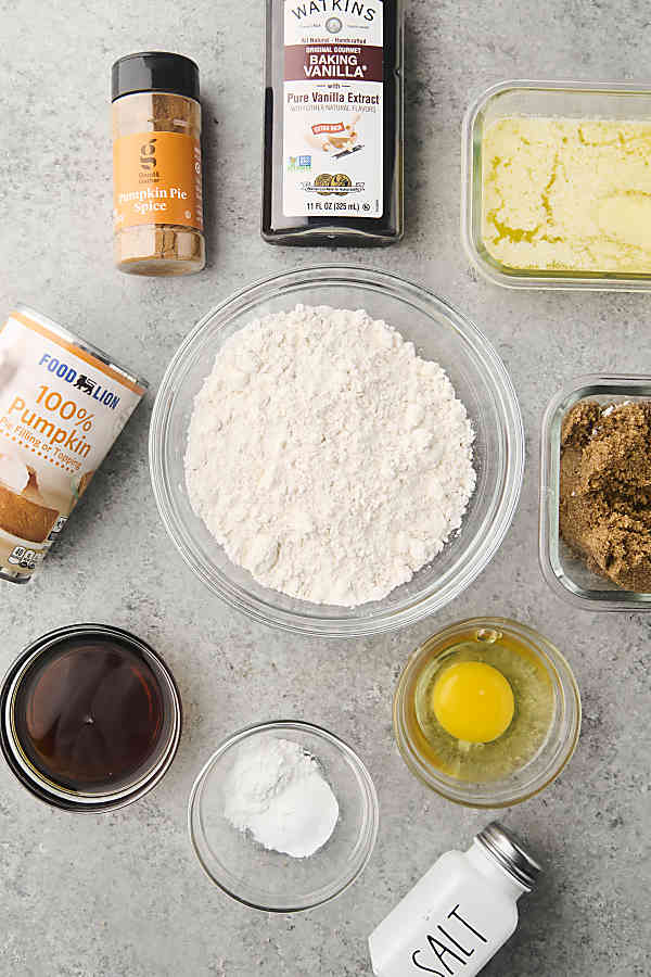 ingredients to make pumpkin cake