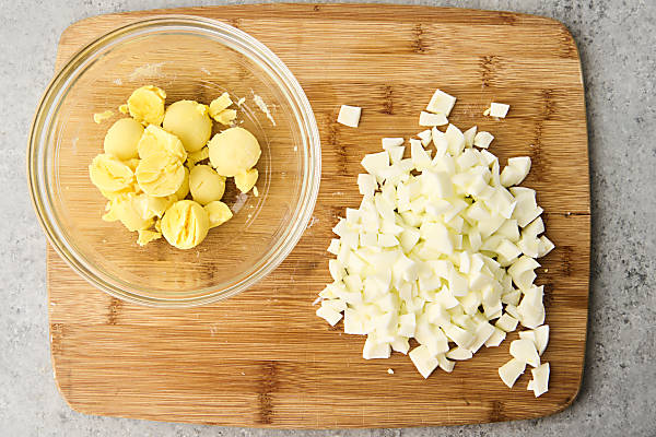 separating hard boiled egg yolks and egg whites