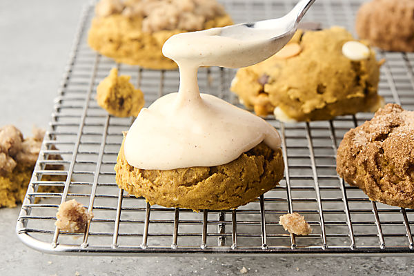 frosting cooled cookies
